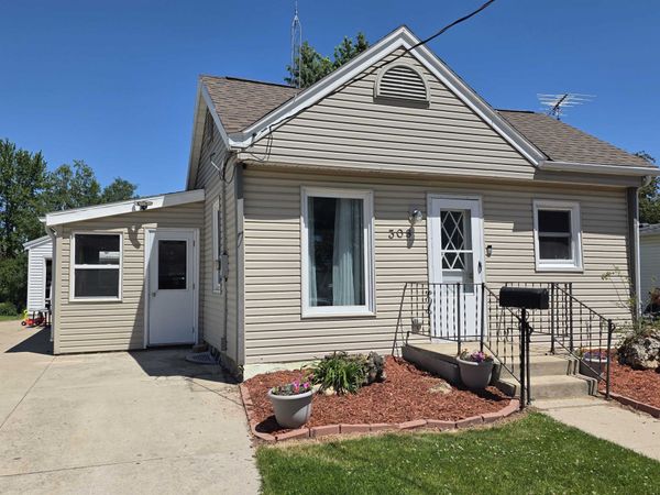 308 Taylor Street, Waupun, WI 53963