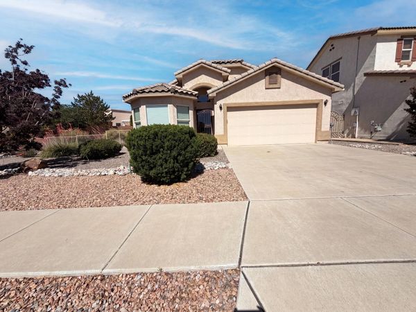 6819 Lava Rock Drive NW, Albuquerque, NM 87120