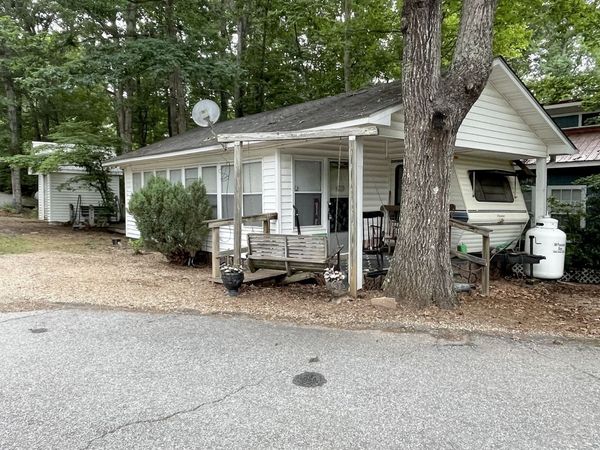 841 Mountain Shadows Drive, Cleveland, GA 30528