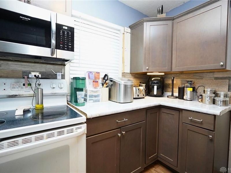 2252 Ontario Avenue, Springfield, OH 45505 Photo 9