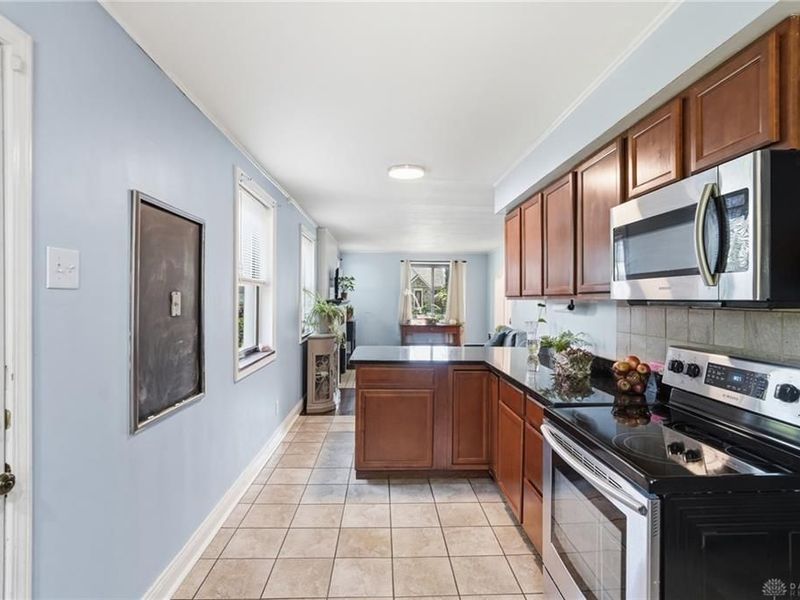 5642 Surrey Avenue, Green Township, OH 45248 Photo 11