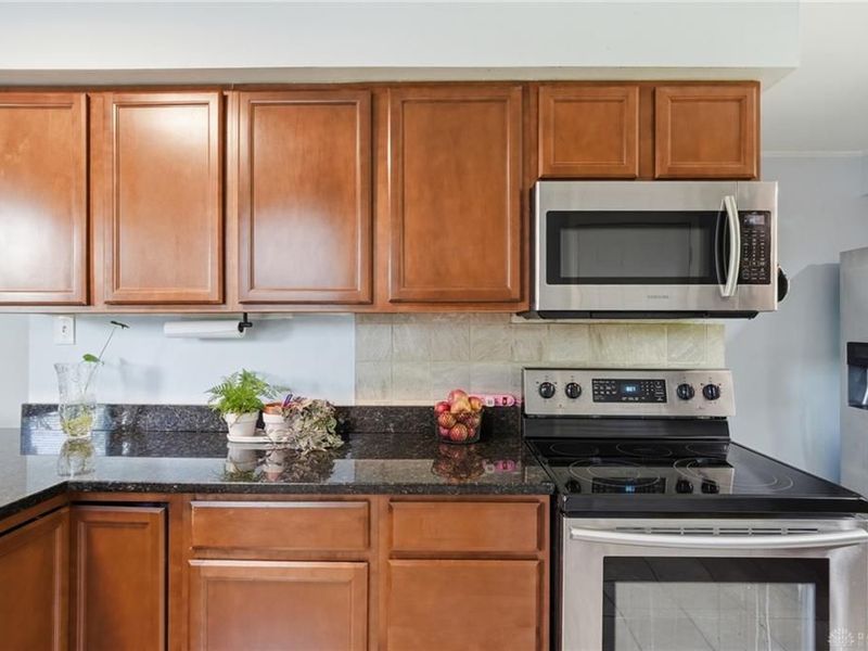 5642 Surrey Avenue, Green Township, OH 45248 Photo 13