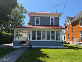 506 E Gorgas Street Louisville, OH 44643