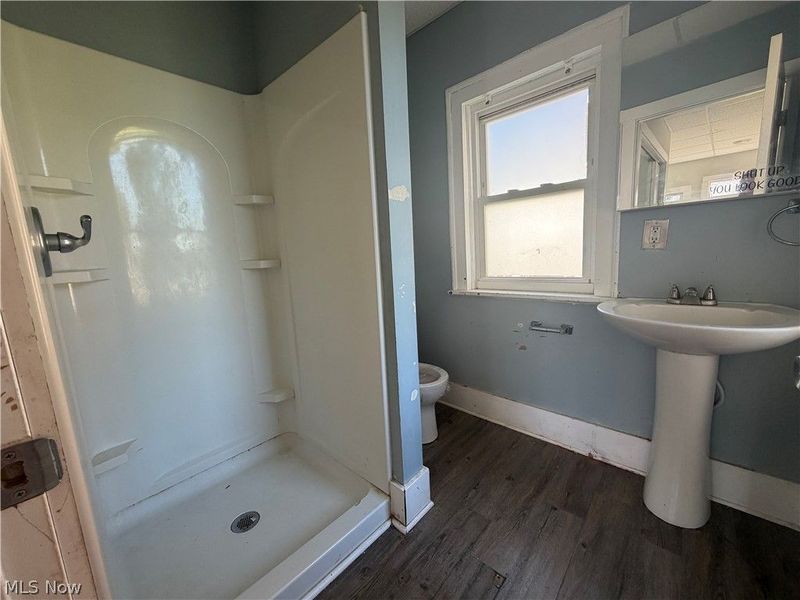 506 E Gorgas Street , Louisville, OH 44643 Photo 6