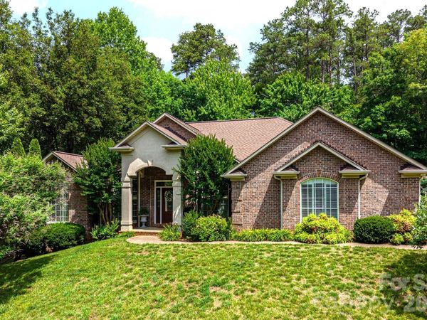 116 28th Avenue NW, Hickory, NC 28601