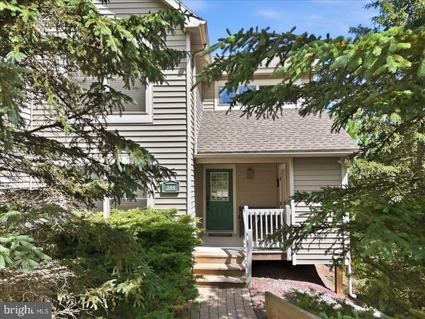 344 HEMLOCK LANE , TANNERSVILLE, PA 18372