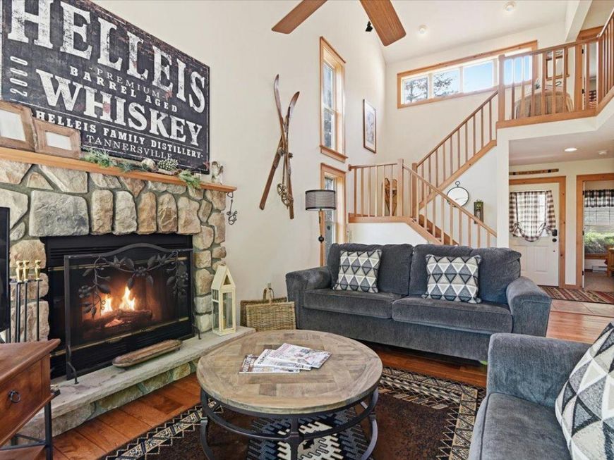 344 Hemlock Lane, Tannersville, PA 18372 Main Photo