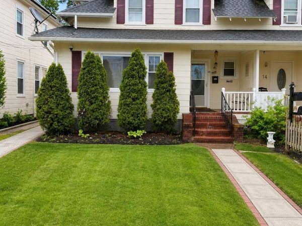 18 Elizabeth Court, Hempstead, NY 11550