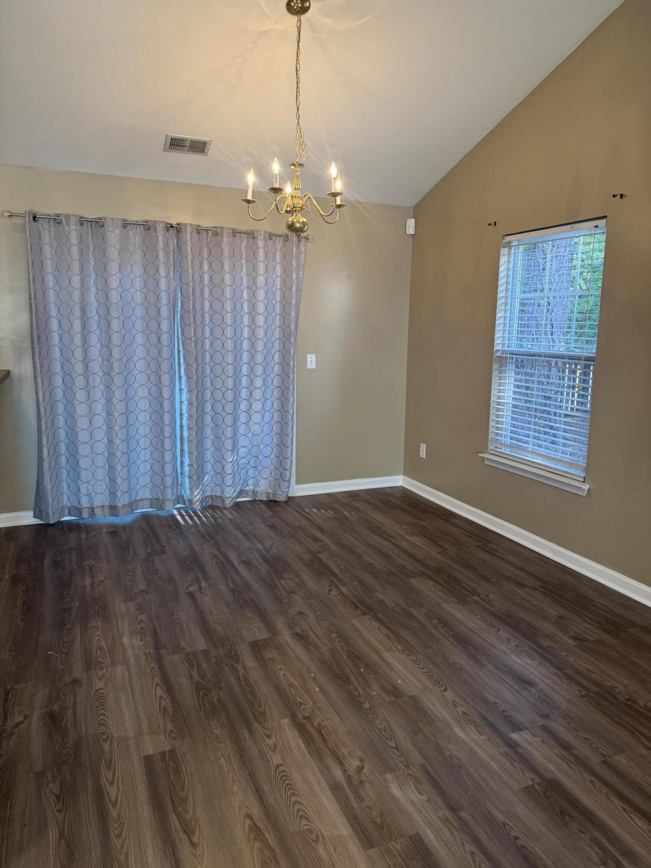 303 Eagleston Drive Photo 13