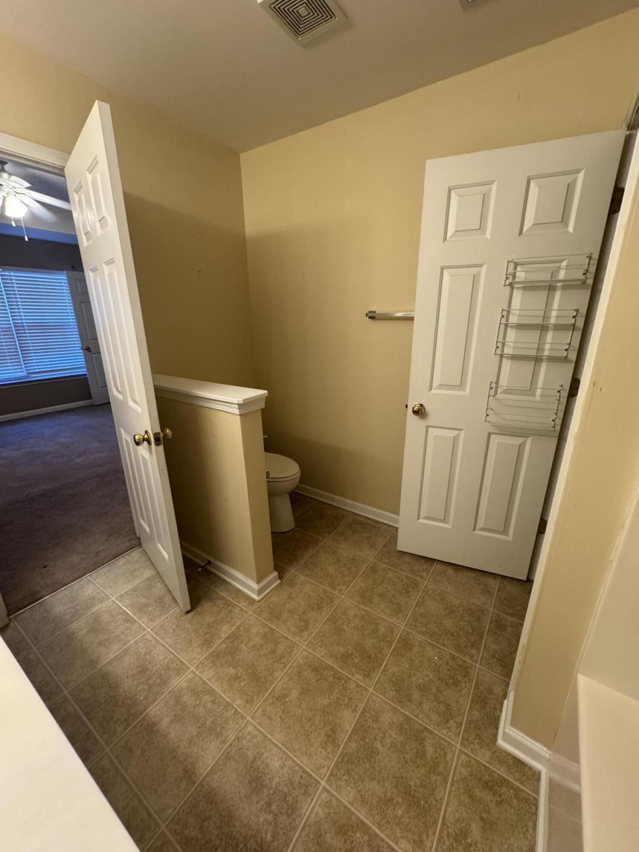 303 Eagleston Drive Photo 6
