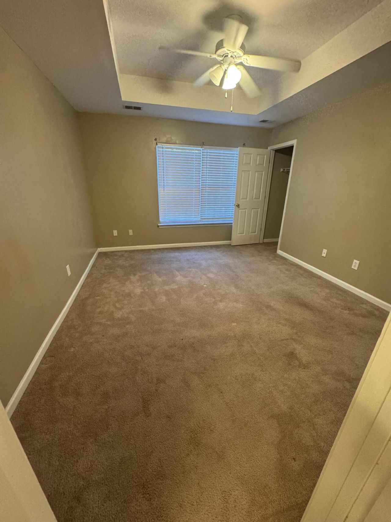 303 Eagleston Drive Photo 7