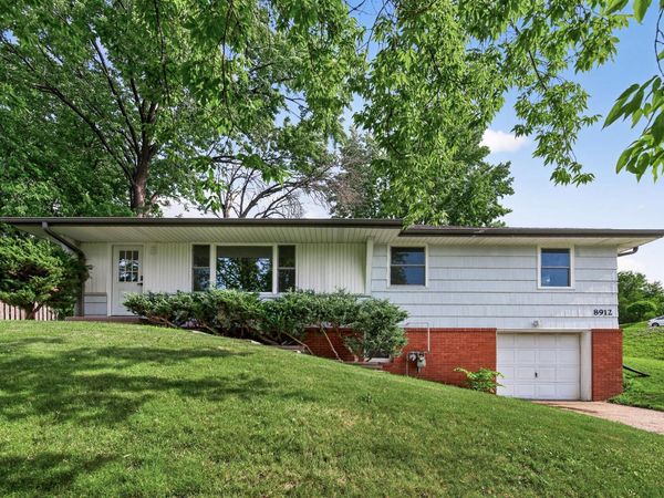 8912 Tretbaugh Drive, Bloomington, MN 55431