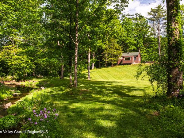 196 Maple Avenue, Acra, NY 12405