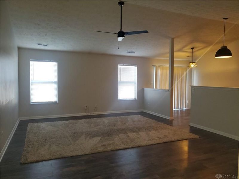 295 Keswick Drive, Monroe, OH 45050 Photo 3