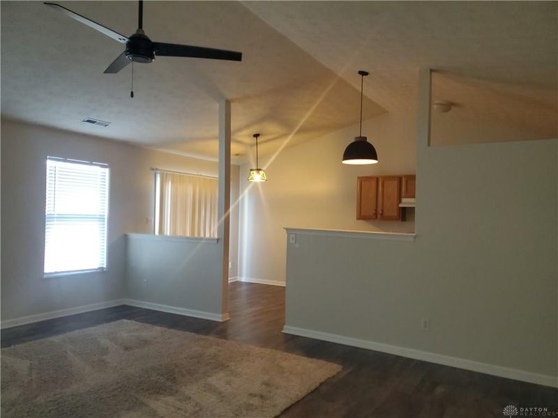 295 Keswick Drive, Monroe, OH 45050 Photo 4