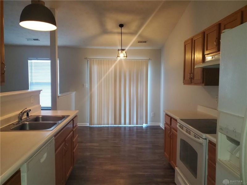 295 Keswick Drive, Monroe, OH 45050 Photo 5