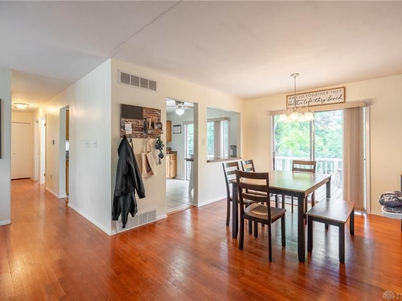 4406 Wilmington Pike, Kettering, OH 45440 Photo 6