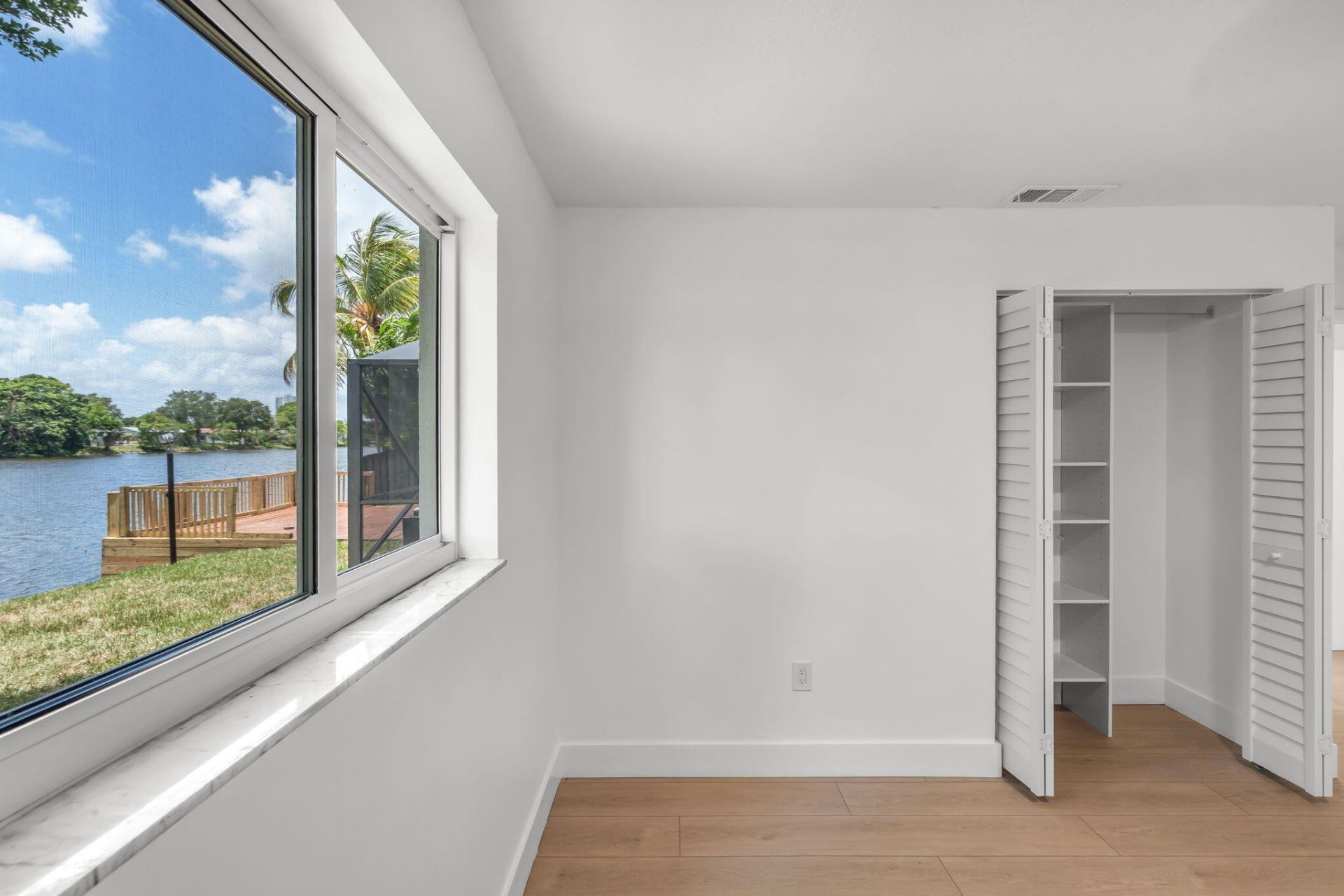 11640 NW 30th Place, Sunrise, FL 33323 Photo