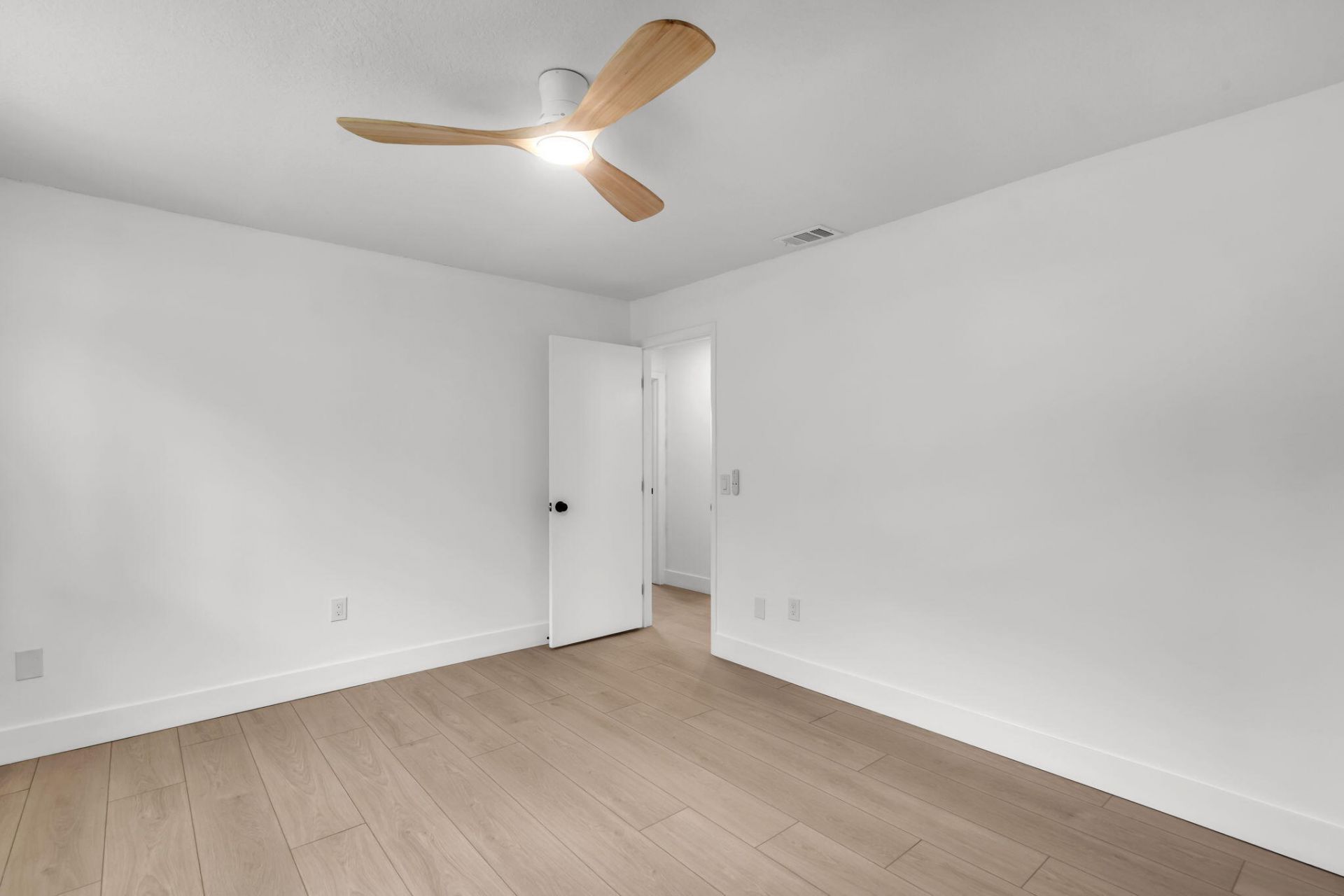 11640 NW 30th Place, Sunrise, FL 33323 Photo