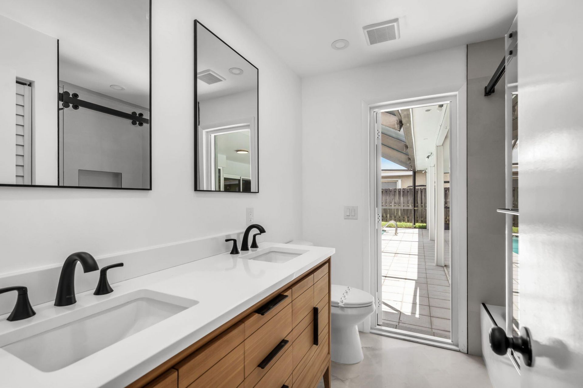 11640 NW 30th Place, Sunrise, FL 33323 Photo