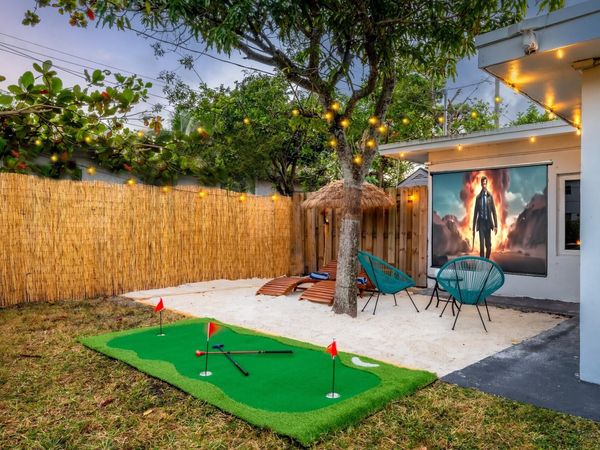 3961 NE 10th Avenue, Oakland Park, FL 33334