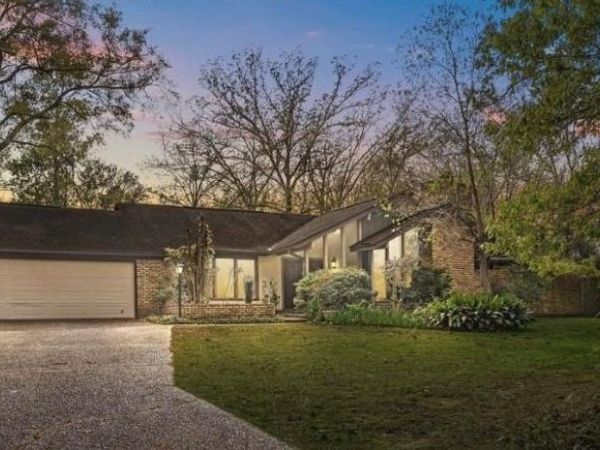 2700 Rhoda Drive, Shreveport, LA 71119