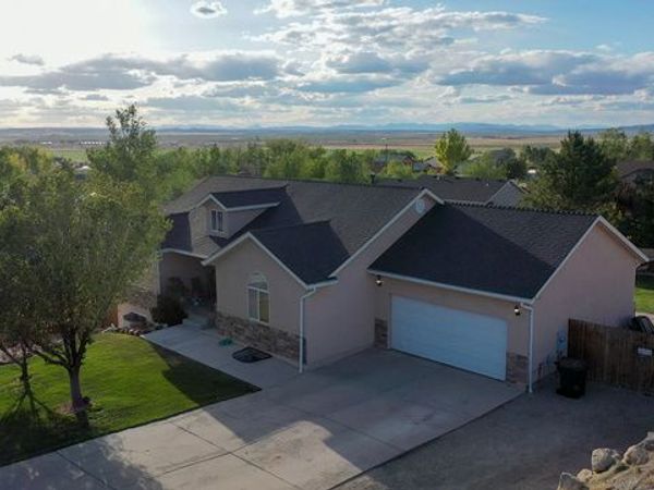 1797 E SUNSET RD , Enoch, UT 84721