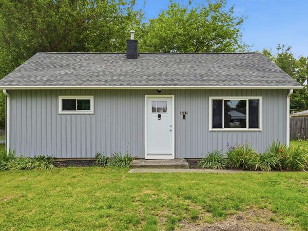 4711 W CEDAR CREST Circle, Fort Wayne, IN 46809