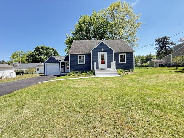 20 Doris Avenue, Portsmouth, NH 03801