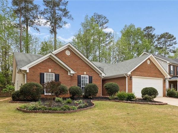 1316 Mandalay Court SW, Lilburn, GA 30047