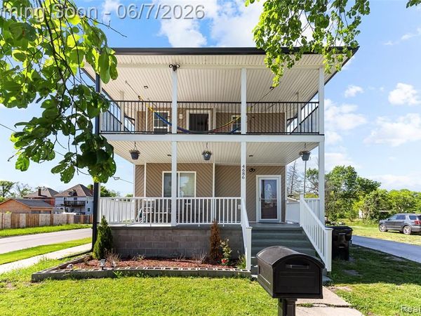 4686 Pacific Street N , Detroit, MI 48204