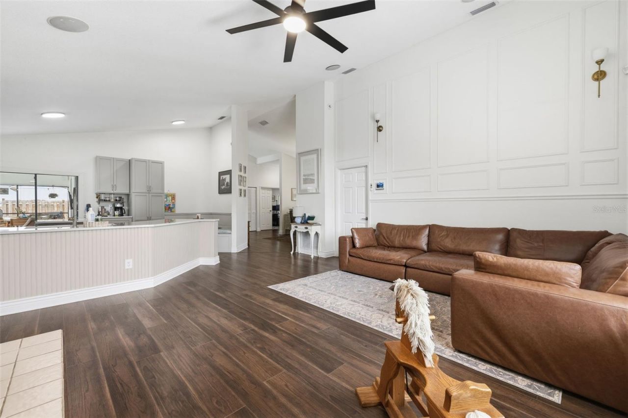 1521 Waterwood Drive, Lutz, FL 33559 Photo