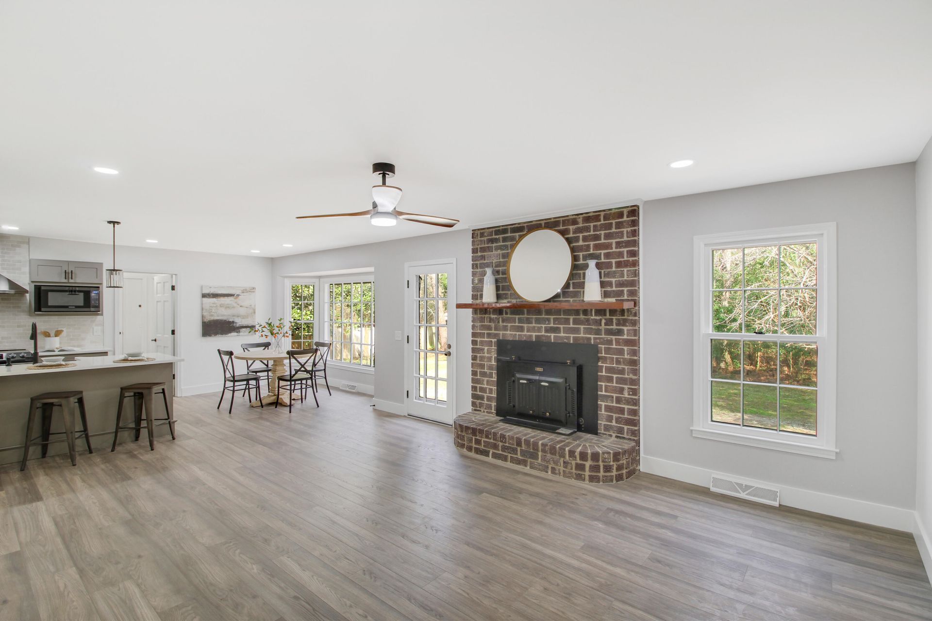 305 Mayfield Street Photo 14