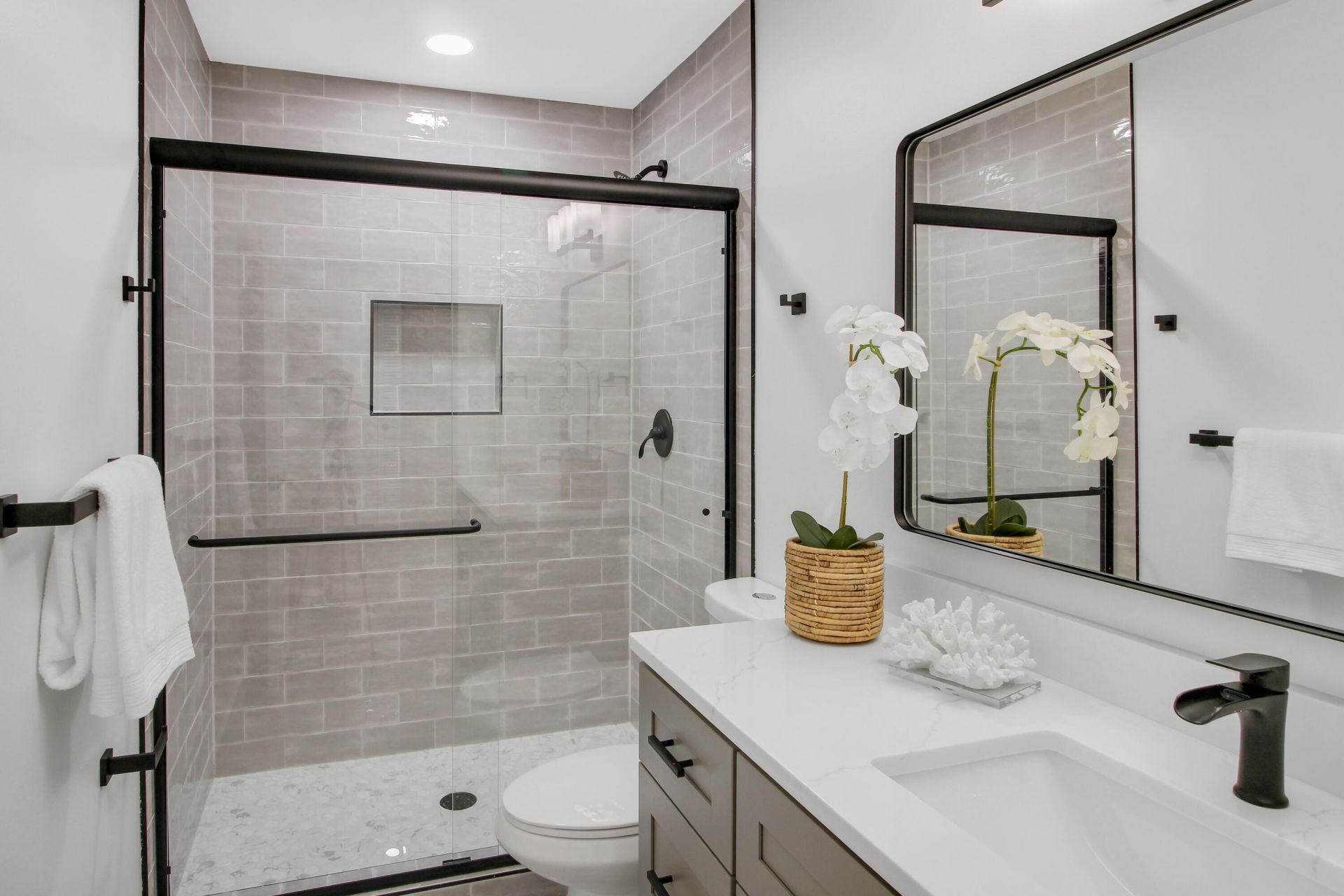 305 Mayfield Street Photo 19