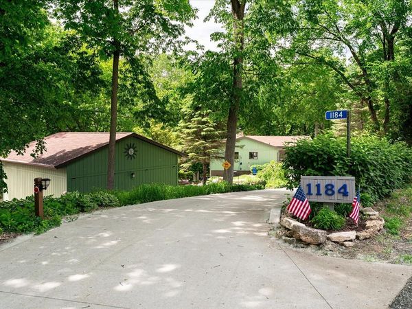 1184 Crescent Hills DRIVE, La Crescent, MN 55947