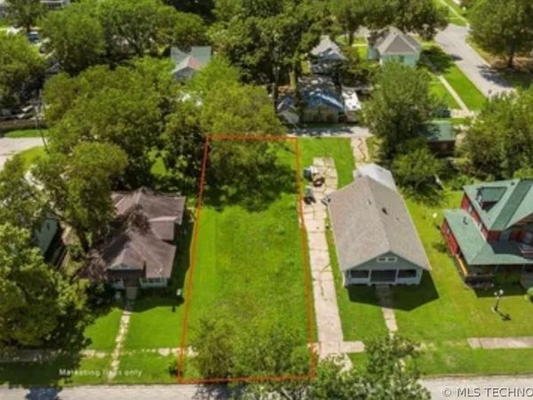 509 S Chickasaw Avenue , Bartlesville, OK 74003