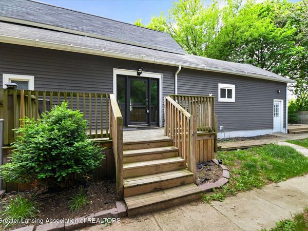 413 Laverock Alley, Owosso, MI 48867
