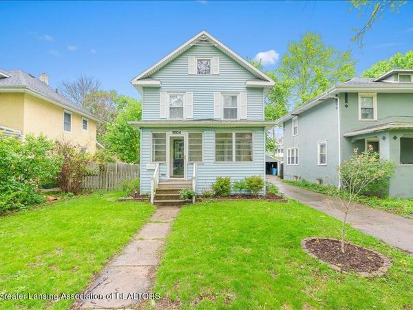 1804 Drexel Road, Lansing, MI 48915