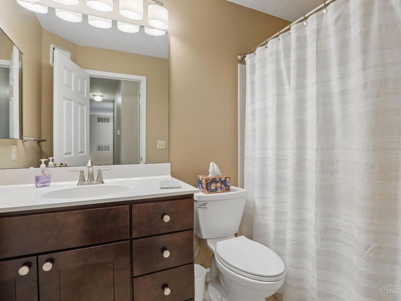 216 Breezy Vista, Reading, OH 45215 Photo 30