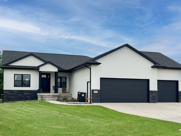2303 Prairie Lane, Other, IA 50634
