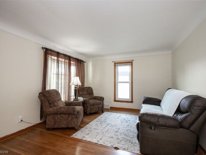 6602 Brownfield Drive, Parma, OH 44129 Photo 10