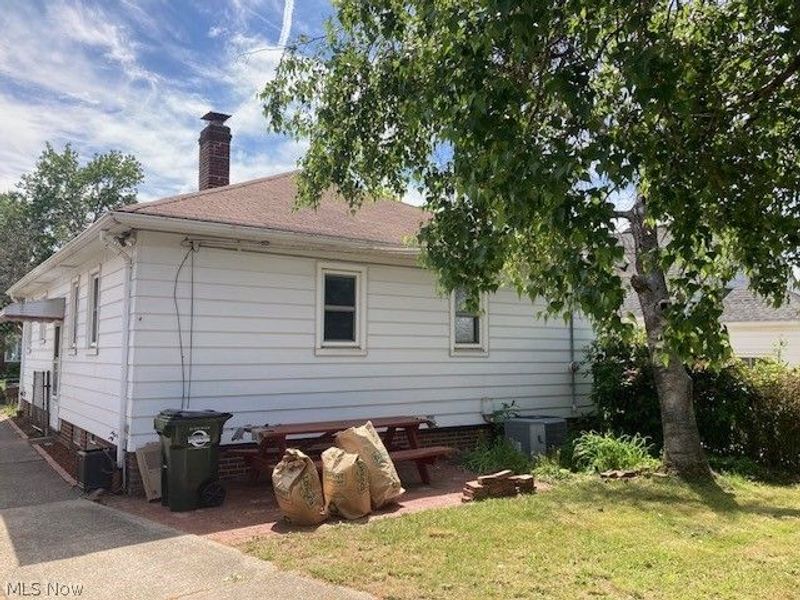 6602 Brownfield Drive , Parma, OH 44129 Photo 20