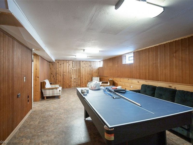 6602 Brownfield Drive, Parma, OH 44129 Photo 24