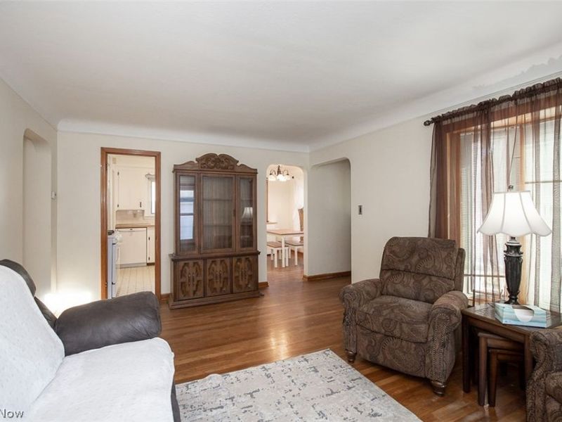 6602 Brownfield Drive, Parma, OH 44129 Photo 9