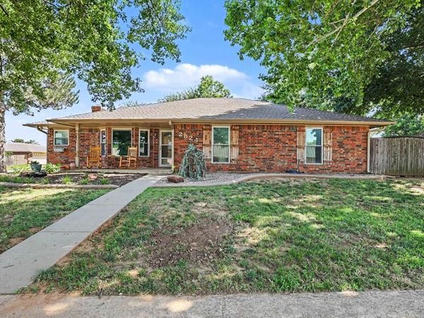 2824 Smiling Hill Boulevard, Edmond, OK 73013