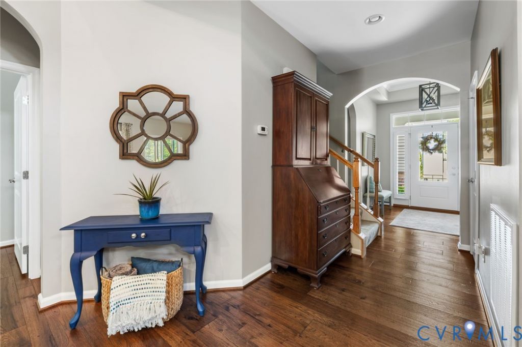17513 Great Falls Circle Moseley, VA 23120
