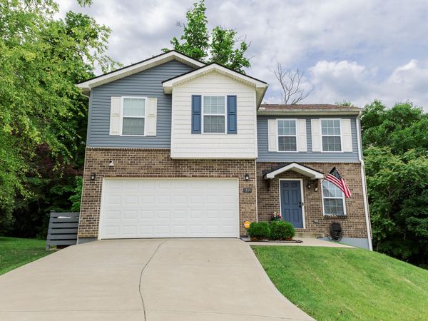 1899 Farmhouse Way, Florence, KY 41042