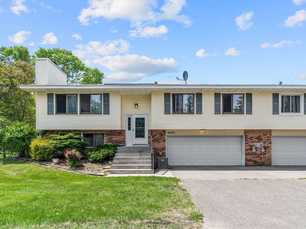 4222 Bridgewood Terrace, Vadnais Heights, MN 55127