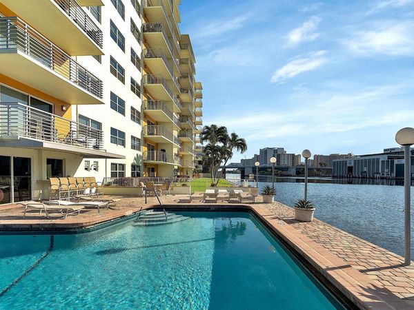 2900 NE 30th Street, Unit  5d, Fort Lauderdale, FL 33306