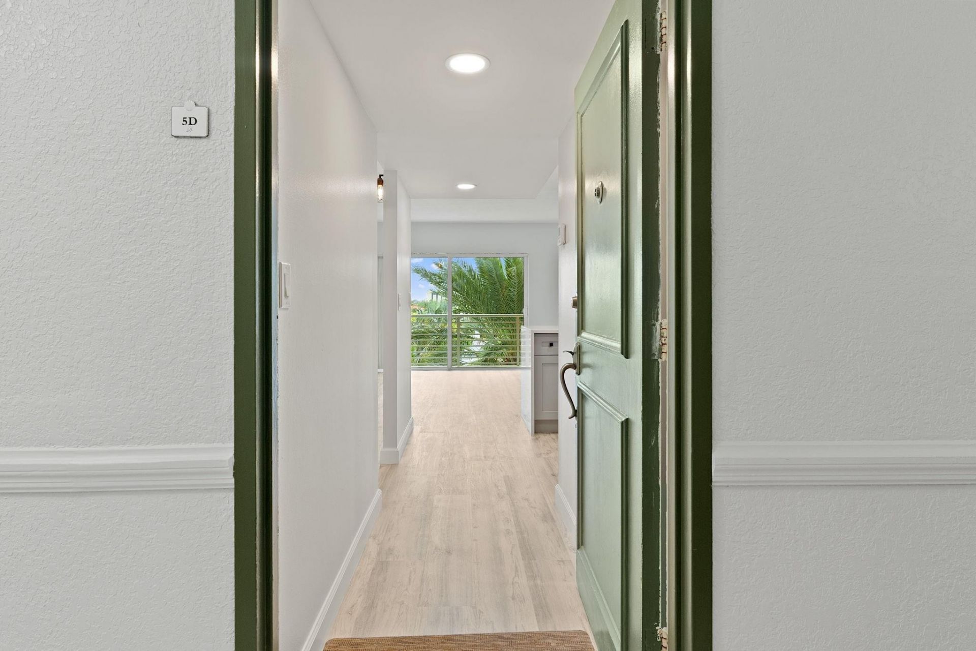 2900 NE 30th Street, Unit  5d, Fort Lauderdale, FL 33306 Photo